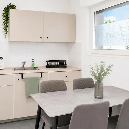 Zecheloft22 - Centro, Moviepark, Parken, Balkon, Ruhige Lage *